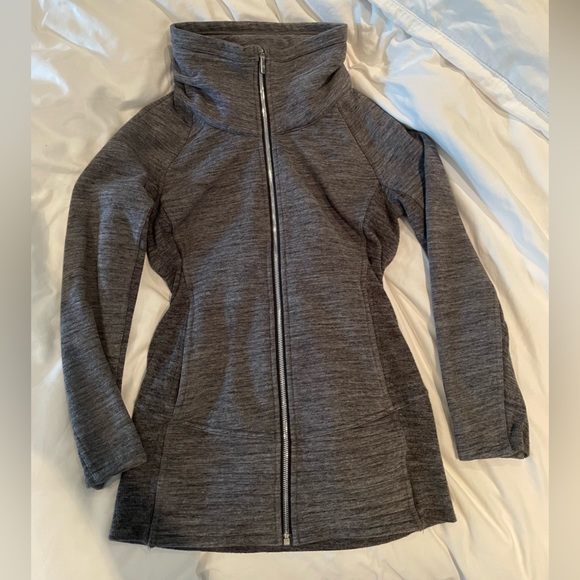 Sz 6 Lululemon Radiant Jacket - Picture 3 of 6
